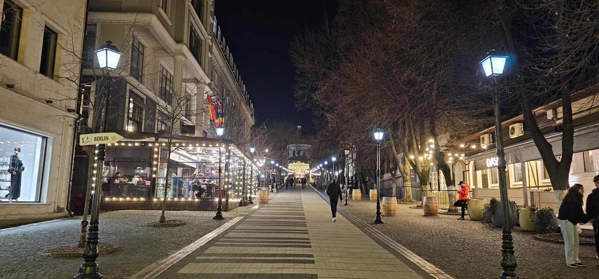 Park & Pedestrian Zone Apartment For4 تشيسيناو المظهر الخارجي الصورة
